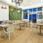 מלון Bluesea Golden (adults Only) 4*